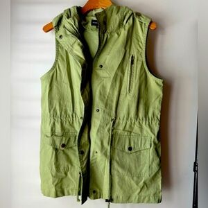 Zenana Outfitters Medium Cargo Utility Vest Olive Green Drawstring